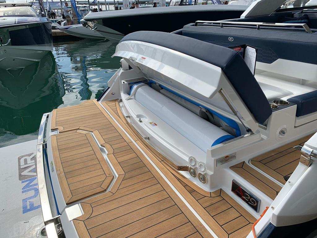 FunAir_Cobalt_Yachts_Inflatable_Management_System_1024x1024