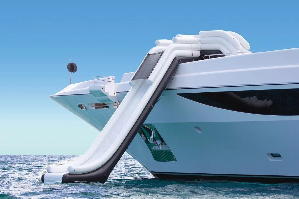 Motor Yacht Illusions FunAir Yacht Slide