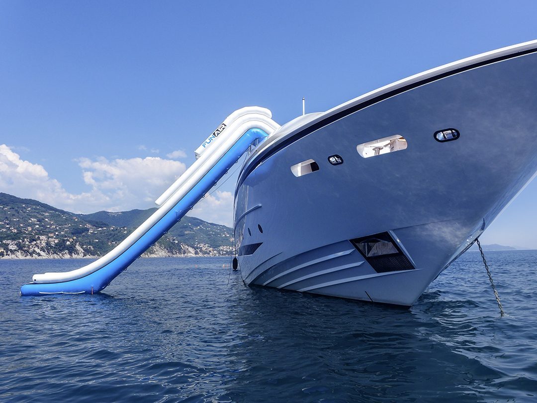 Bow Yacht Slides
