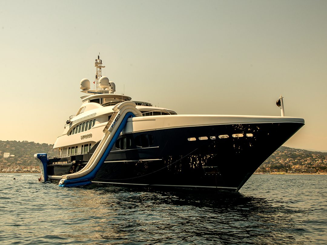 QuickShip Yacht Slide