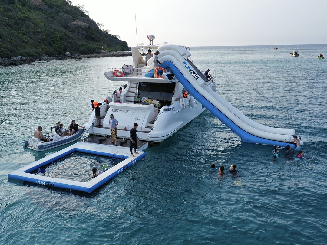 QuickShip Yacht Slide
