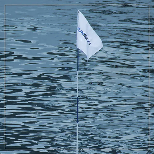 Yacht Golf flag and pole