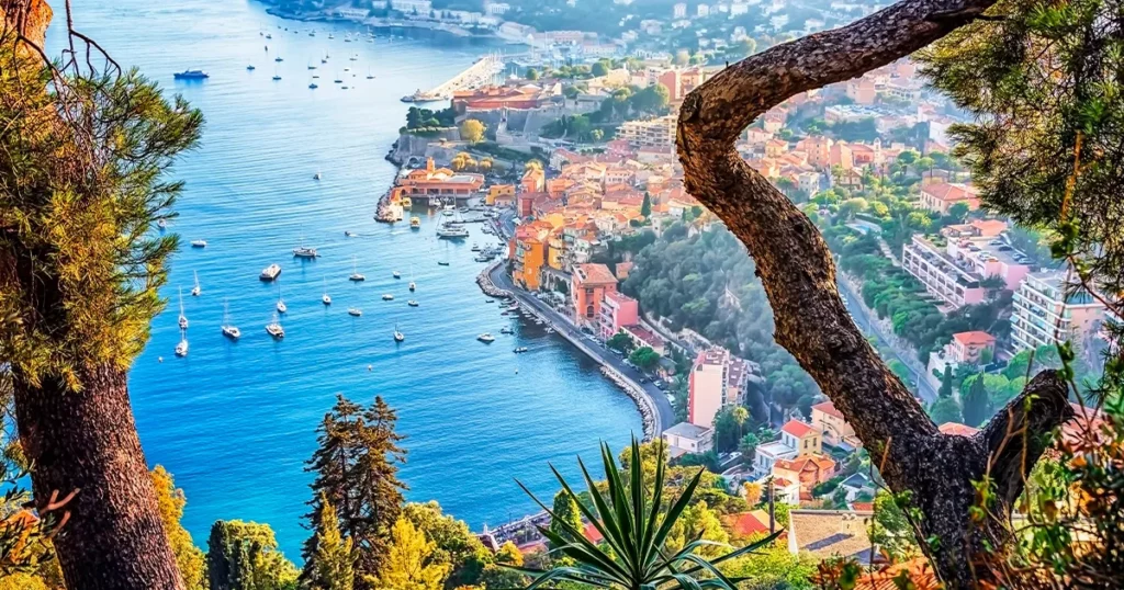 superyacht crew destination Villefranche-Sur-Mer in the south of france