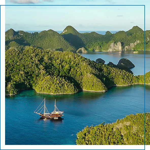 Superyacht charter onboard FunAir FunYacht Dunia Baru in Indonesia