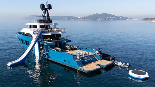 FunAir FunYacht MY King Benji