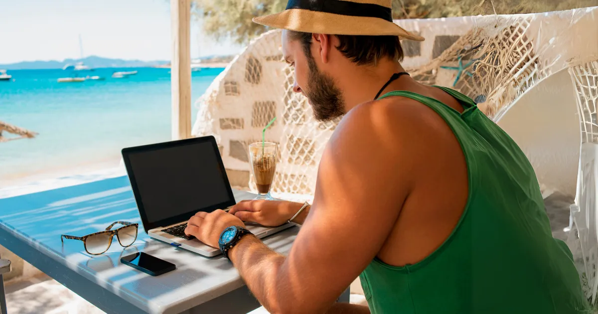 Yacht Crew Side Hustles