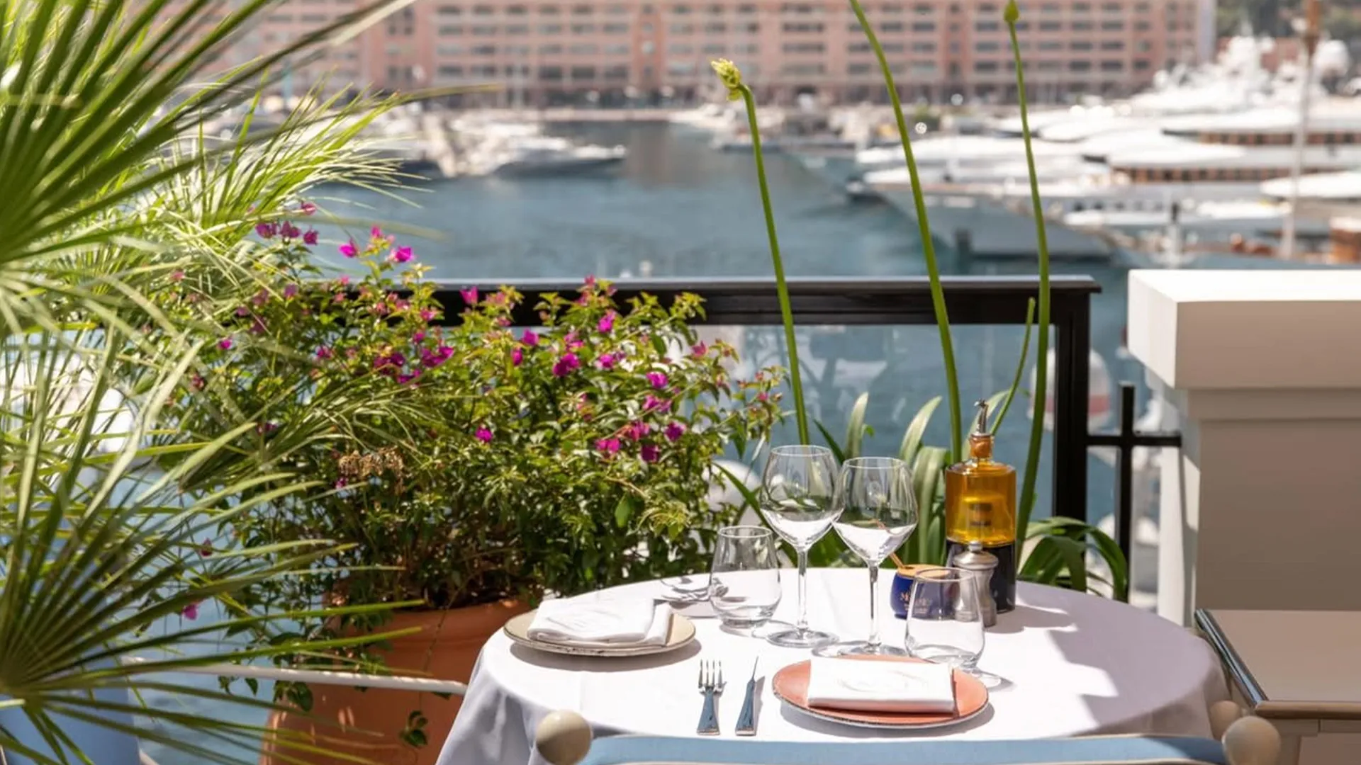 Best Monaco Restaurants for yacht crew during Monaco Yacht Show 2025