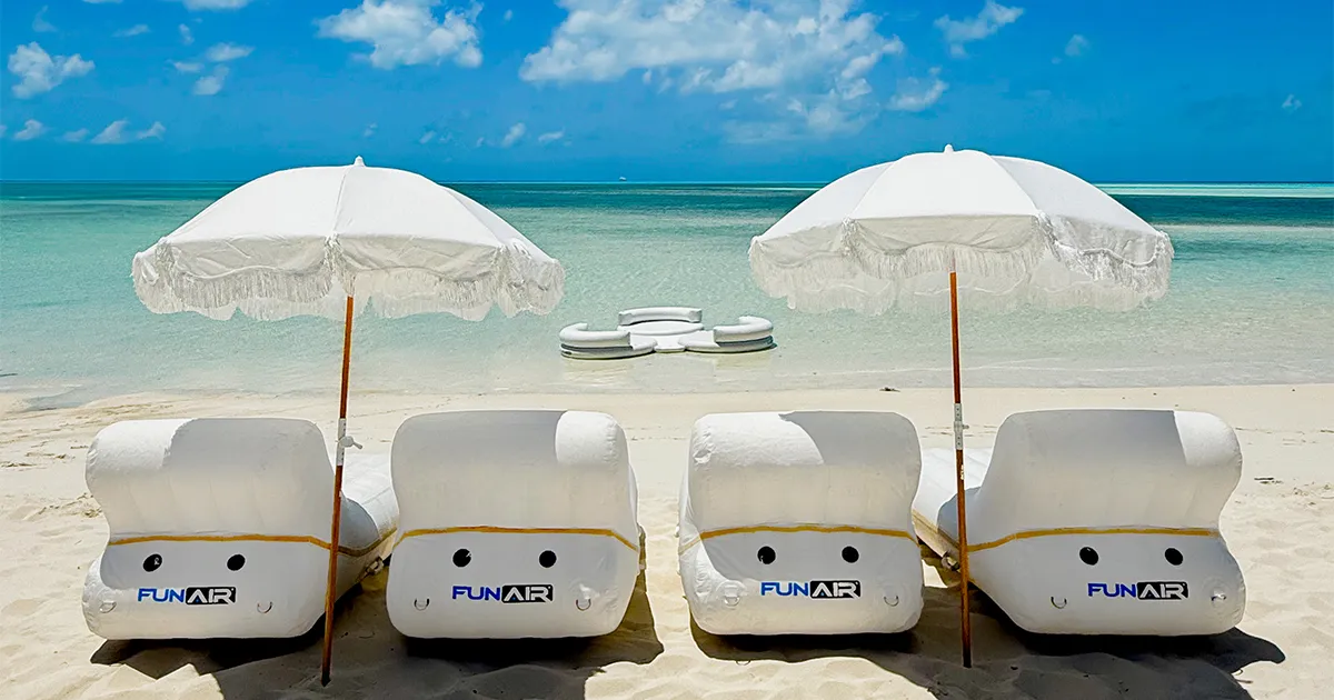 How long does it take to inflate and pack away the Club Chaise Island