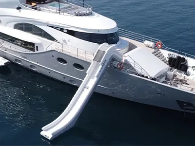 Bow Yacht Slides