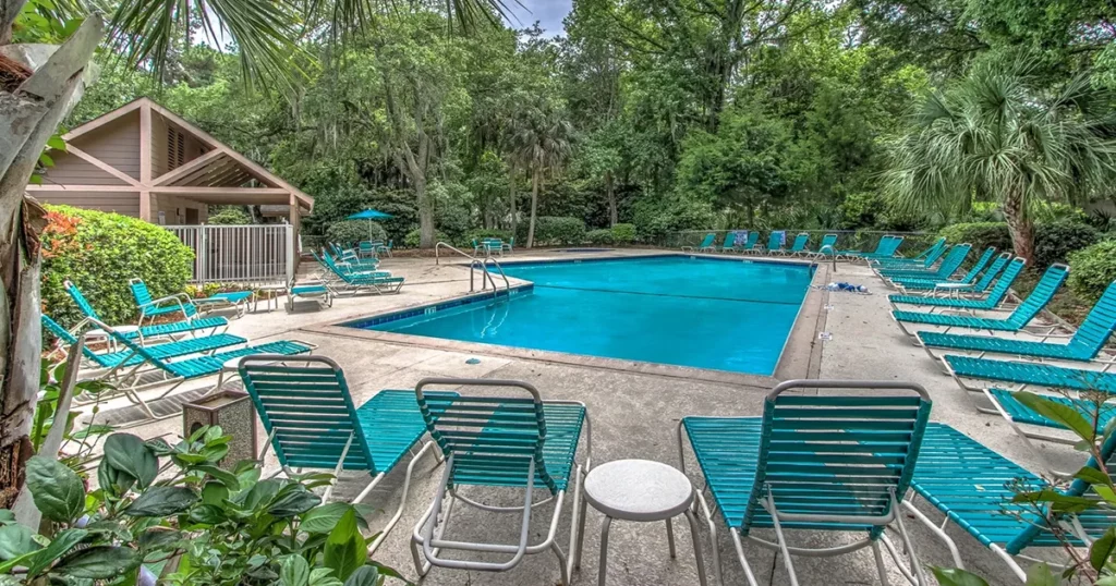 Plantation Club swimming pool