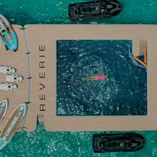 Do your sea pools come with weights