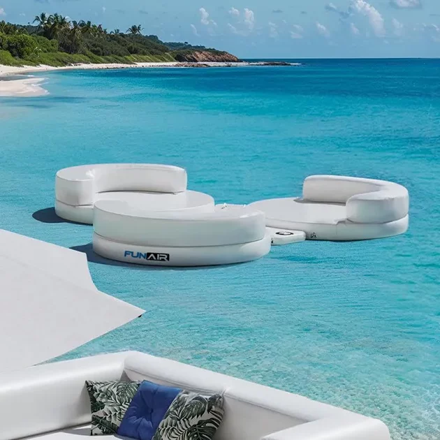 How many crew do you need to set up the Club Chaise Island